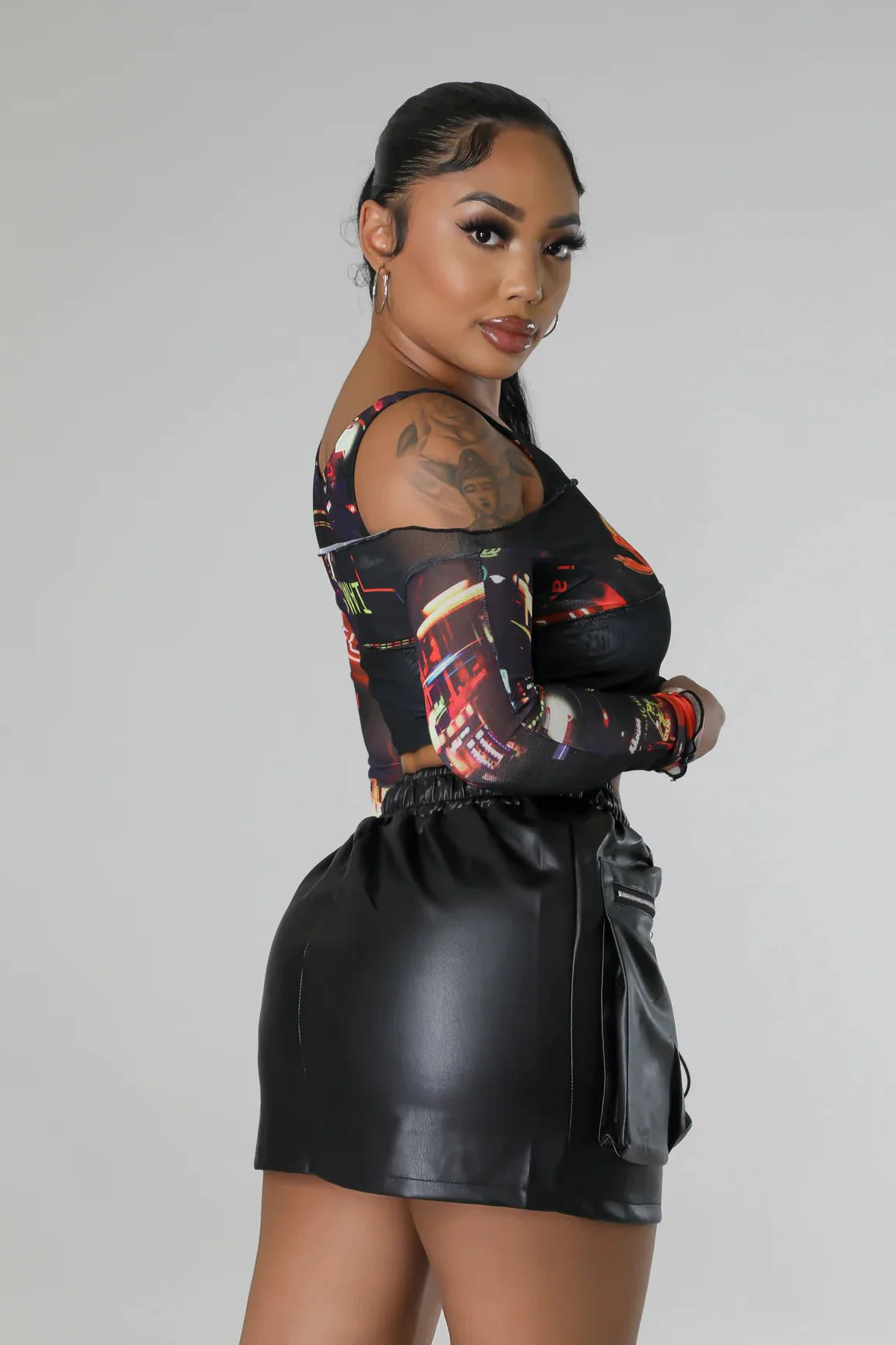 Pocketed Posh Leather Skirt (Black)