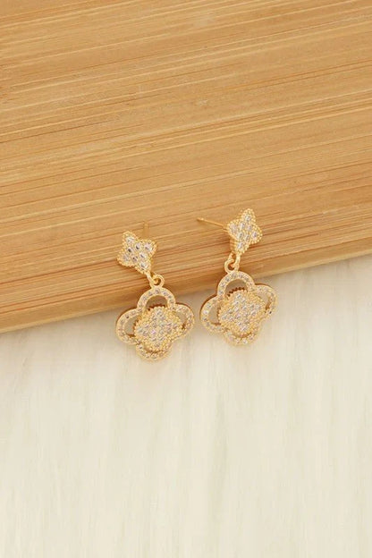 Rhinestone Pavé Quatrefoil Earrings – Gold Clover Drop Design