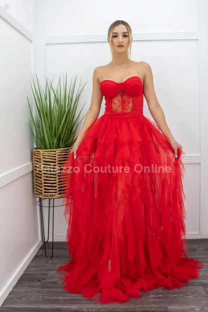 Royal Queen Red Maxi Dress – Elegant Lace & Tulle Gown