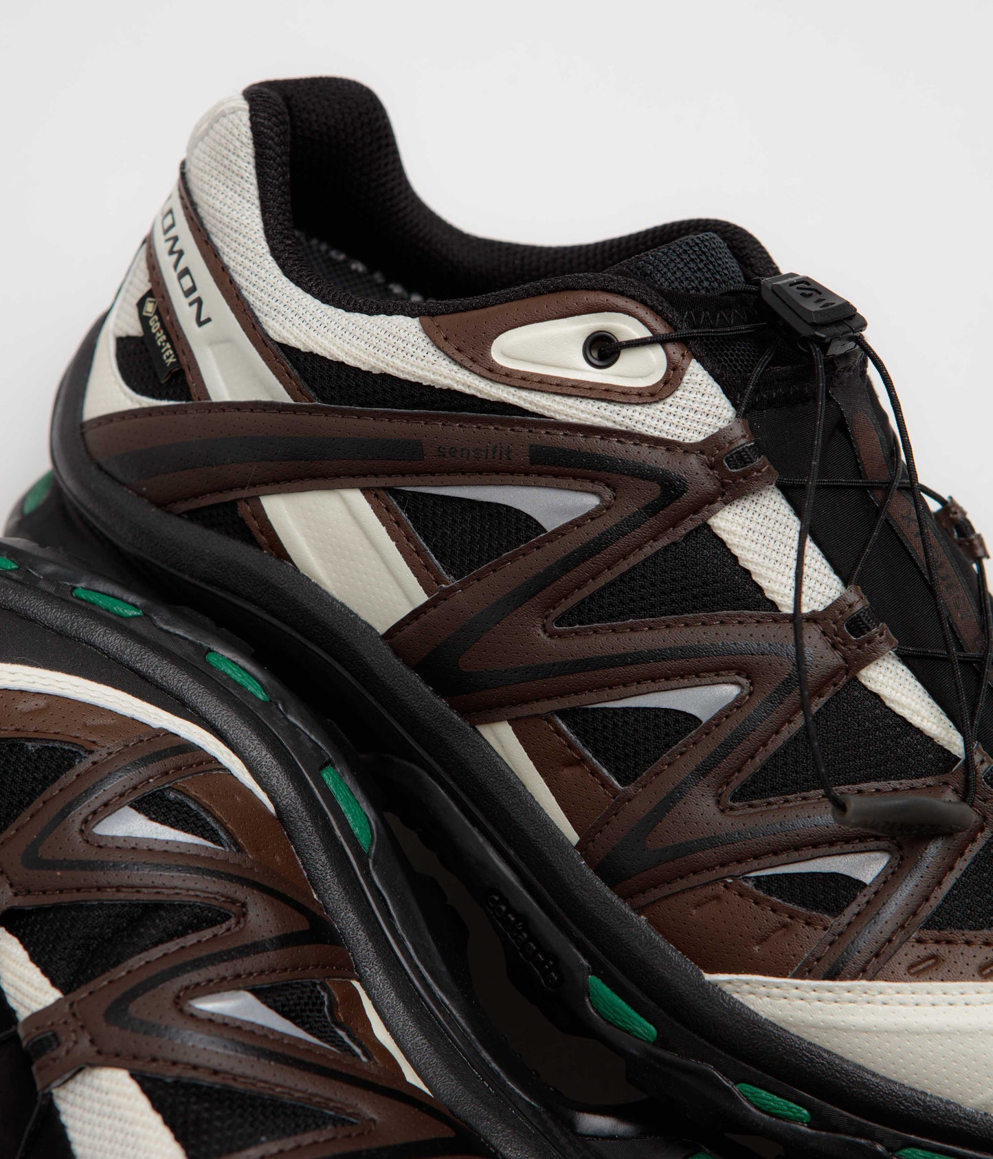 Salomon XT-Quest GTX Shoes - Black / Delicioso / Green Jacket