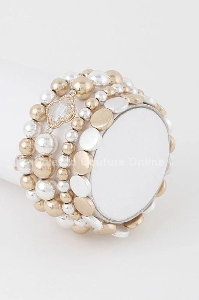 Shiny Clover Beaded Bracelet