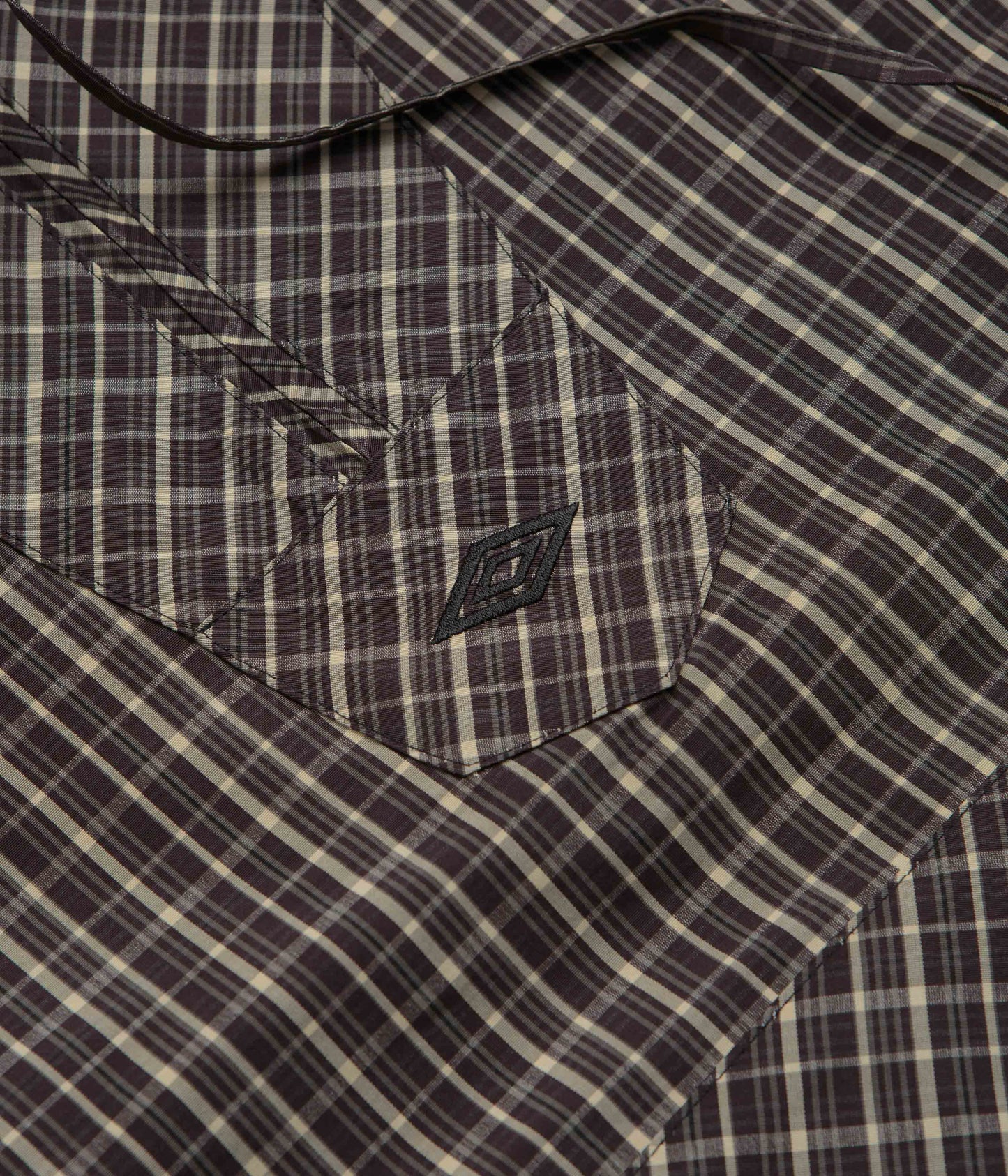 Umbro Checked Masked Anorak - Beige / Dark Brown